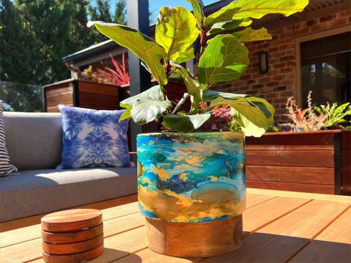 ARTISAN DESIGNED - CARIBBEAN JEWEL HEIST PLANTER - TIMBER BASE