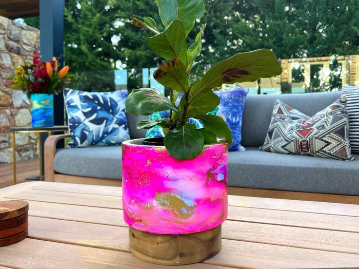ARTISAN DESIGNED - MIDNIGHT PINK PLANTER TIMBER BASE