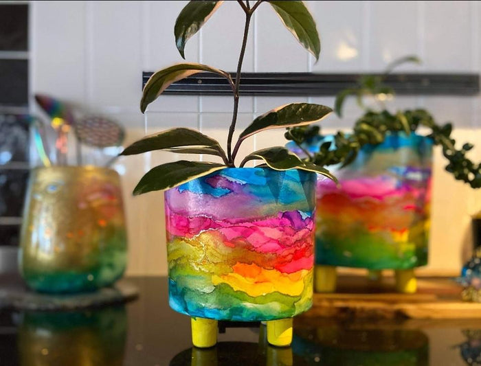 ARTISAN DESIGNED - ST TROPEZ 2.0 - PLANTER - LRG