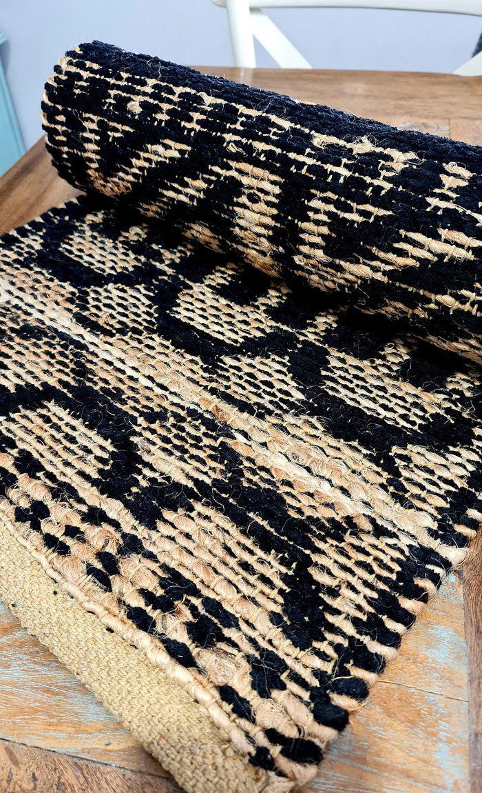 BLACK JUTE - CHENILLE TABLE RUNNER