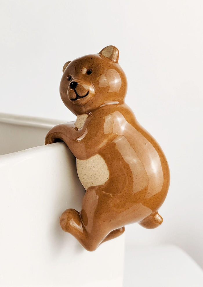 BROWN BEAR POT HANGER