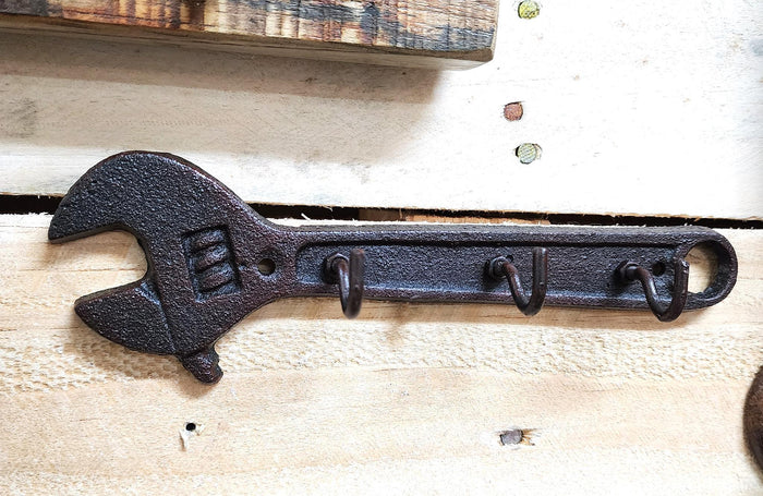 CAST IRON METAL WRENCH KEY HOLDER