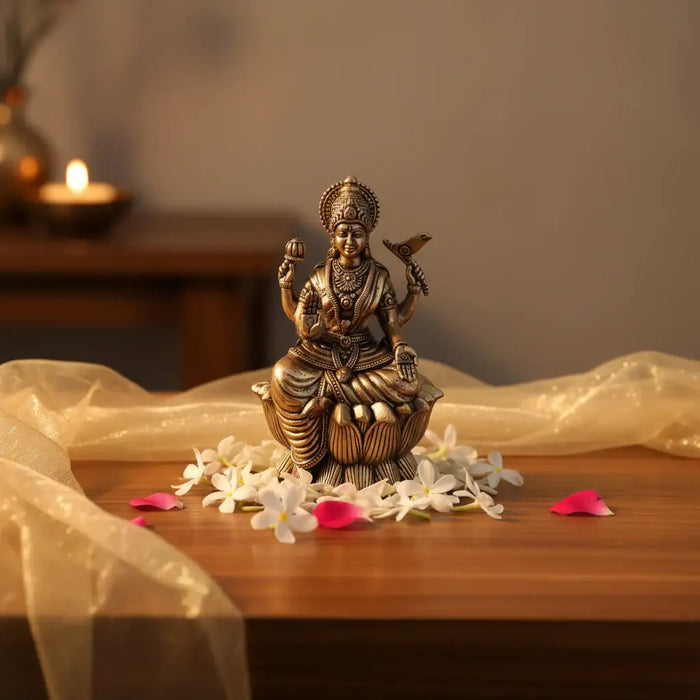 Divine Goddess Lakshmi Brass Idol – Epitome of Prosperity and Grace   Brass Ware