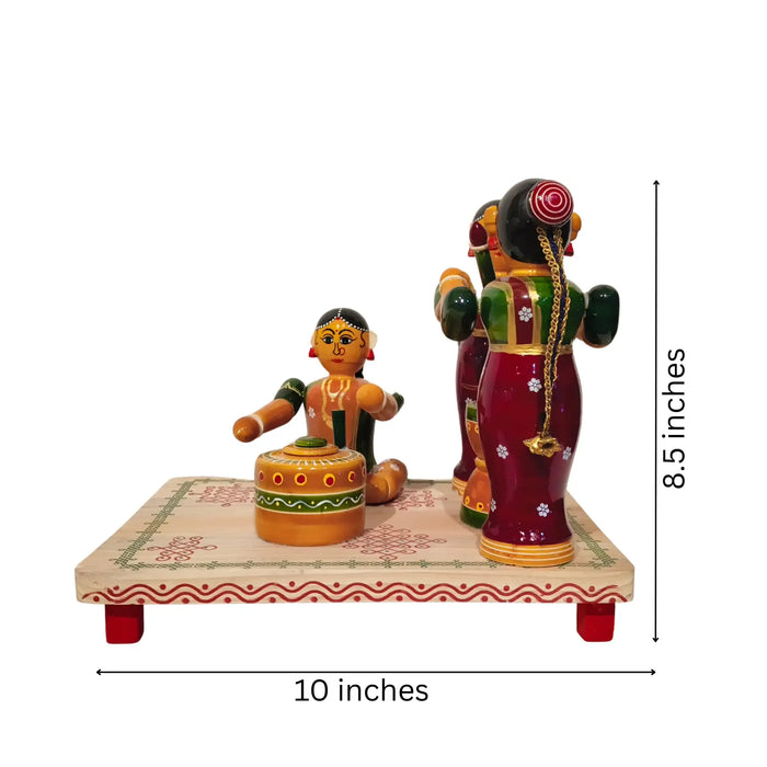 Etikoppaka Lacquer Village Scene - Traditional Women and Pot Diorama   Etikoppaka Lacquerware