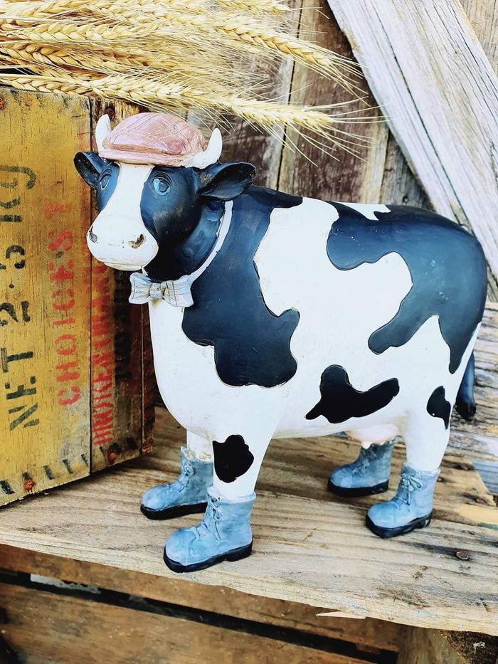 FARMYARD COW IN BOOTS - BLACK & WHITE