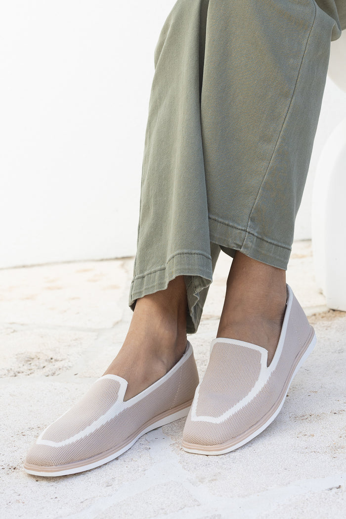 Fifi Beige Contrast Flyknit Loafer