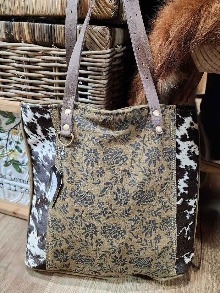 FLORAL COWHIDE & LEATHER BAG