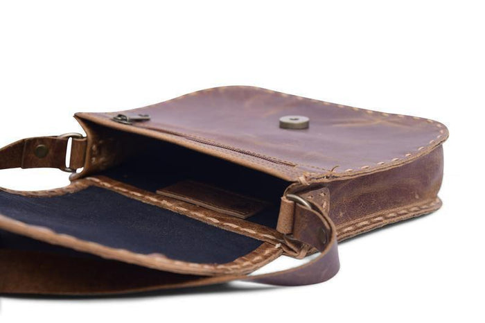 GENUINE LEATHER MESSENGER BAG