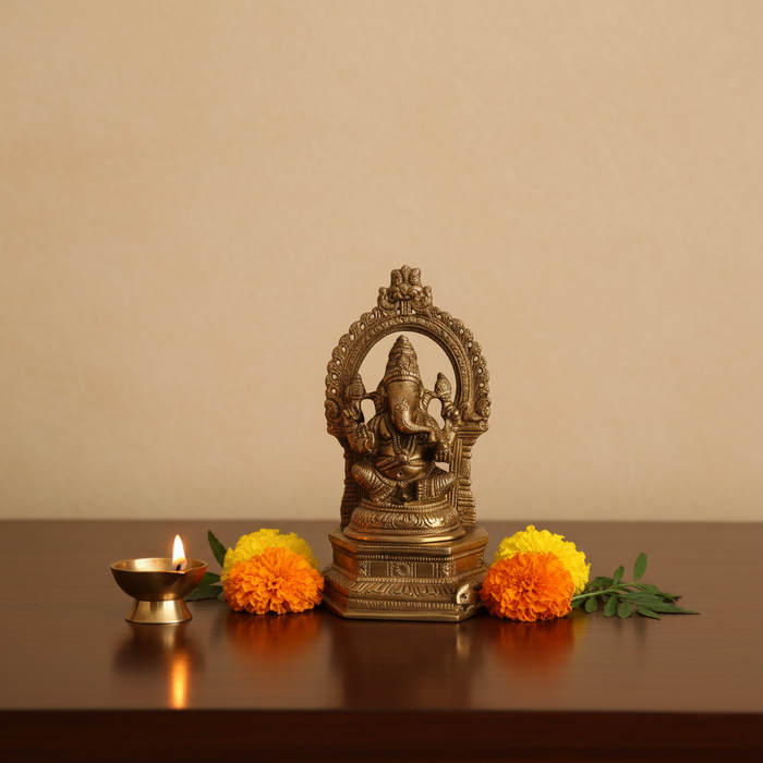Handcrafted Brass Ganesha Idol with Prabhavali – Traditional Lord Ganesha Altar Statue   Brass Artwork