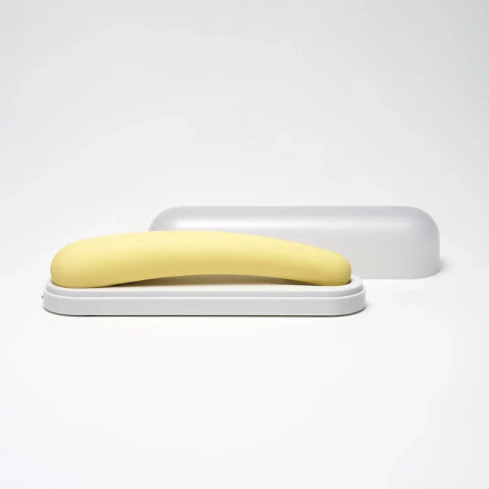 Tenga® iroha Mikazuki Vibrator – Crescent-Shaped G-Spot & Clitoral Vibe 8 Modes