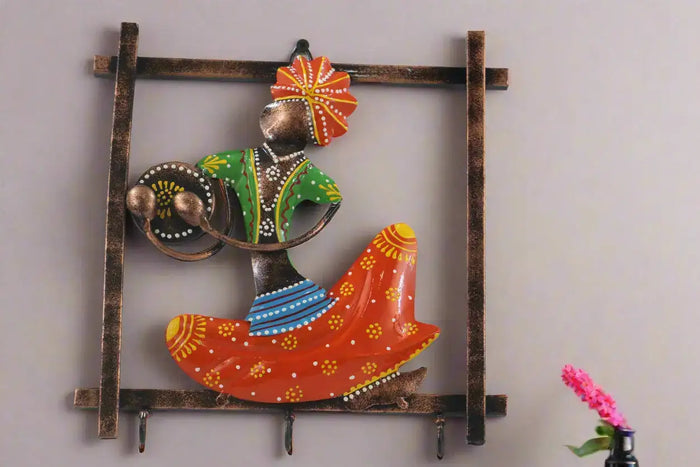Iron Hand Painted Musicians Frame   Iron Decorative