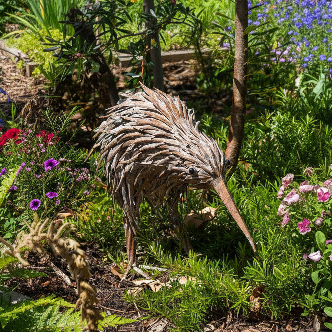 LARGE RUSTIC METAL GARDEN KIWI BIRD