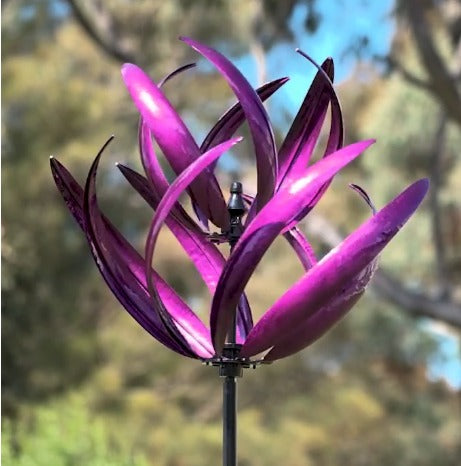 LOTUS WIND SPINNER - FUCHSIA PURPLE
