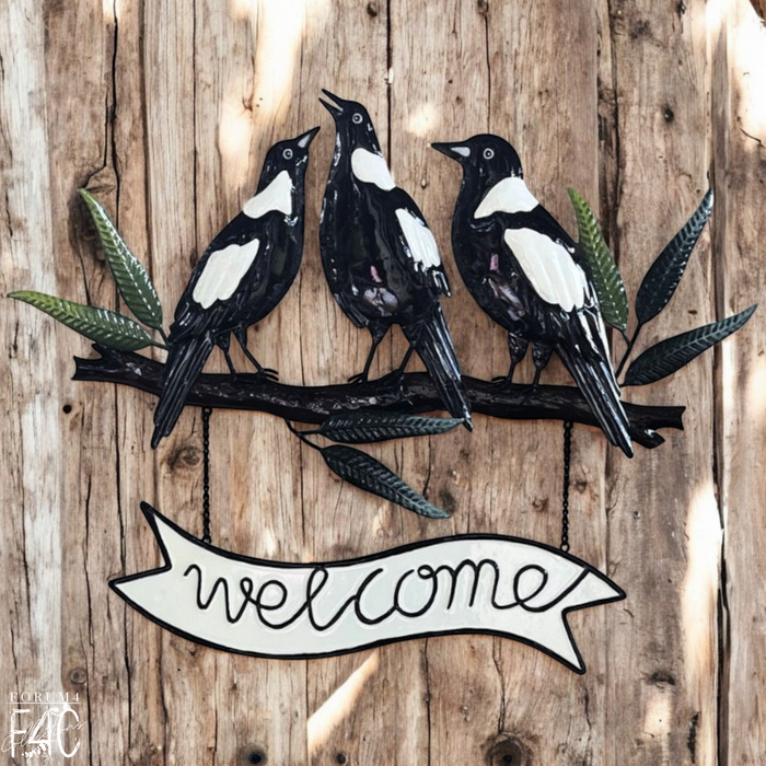 MAGPIE MELODY WELCOME WALL DECOR