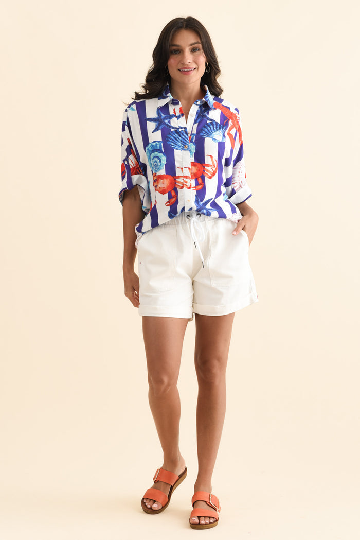 May Blue Beach Collared Shirt,Brunette model,alt text|model:Brontie