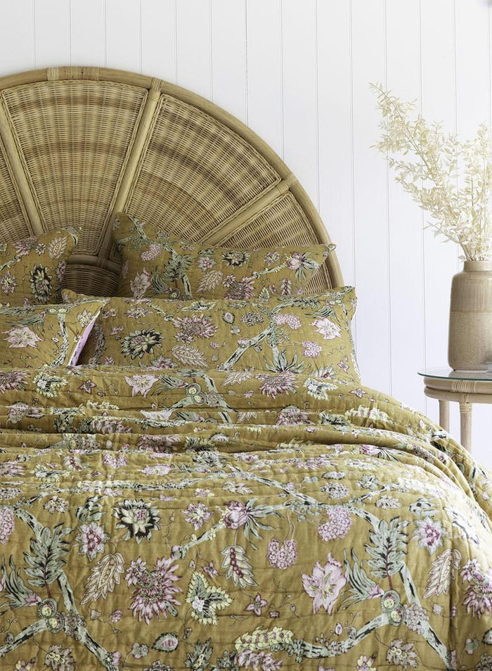 PINK & MUSTARD GARDEN VINES - REVERSIBLE QUILT