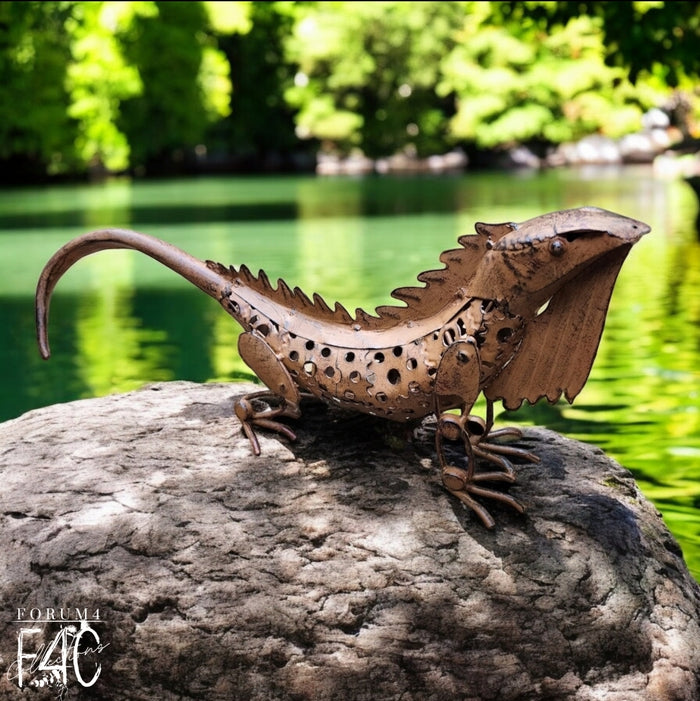 RUSTIC AUSTRALIAN BEARDED DRAGON