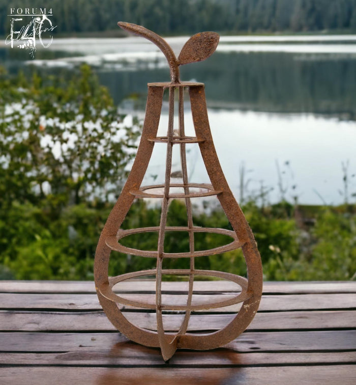 RUSTIC METAL PEAR FRUIT ART ORNAMENT