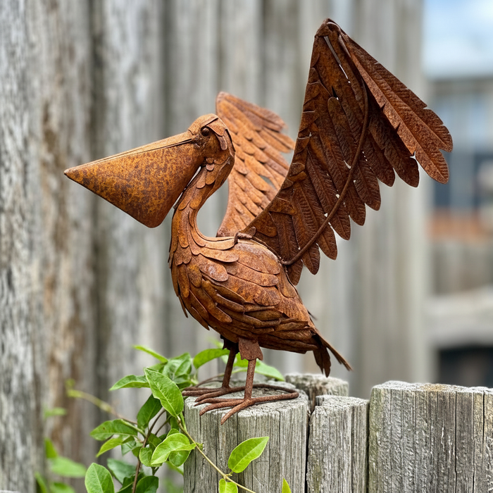 RUSTY FLAPPING PELICAN METAL GARDEN FEATURE