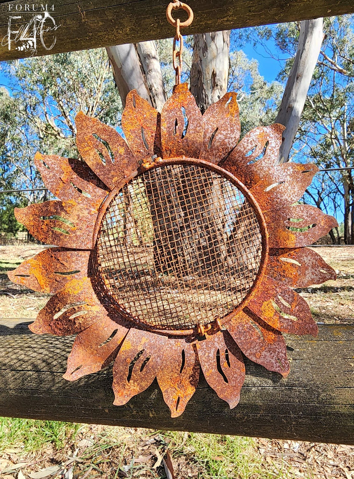 RUSTY HANGING SUNFLOWER BIRD FEEDER / PLANTER