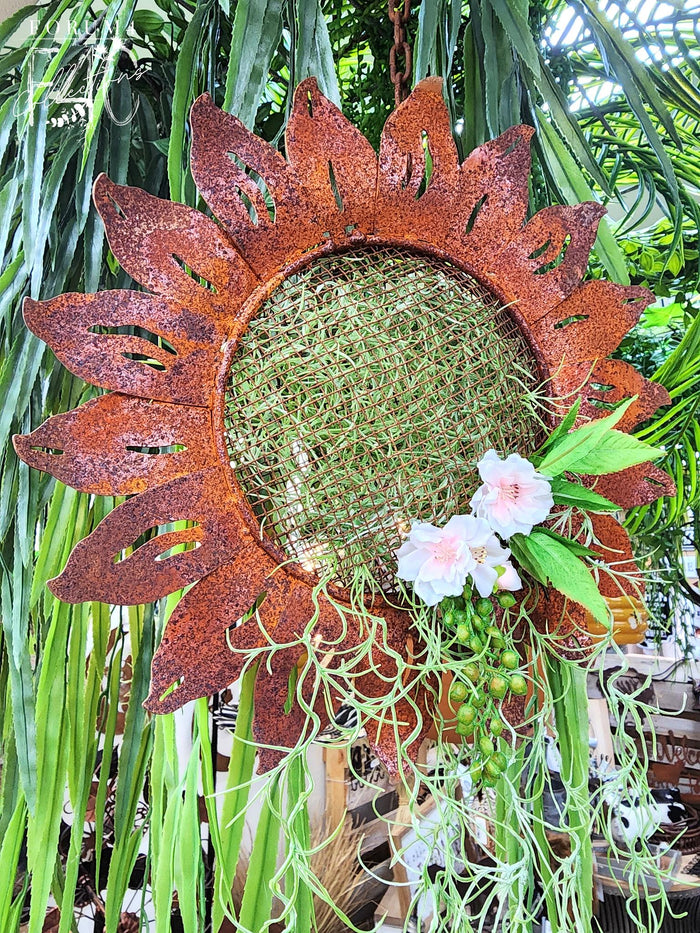 RUSTY HANGING SUNFLOWER BIRD FEEDER / PLANTER