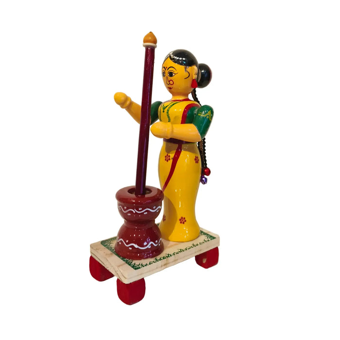 Etikoppaka Craft – The Household Pounding Woman   Etikoppaka Lacquerware