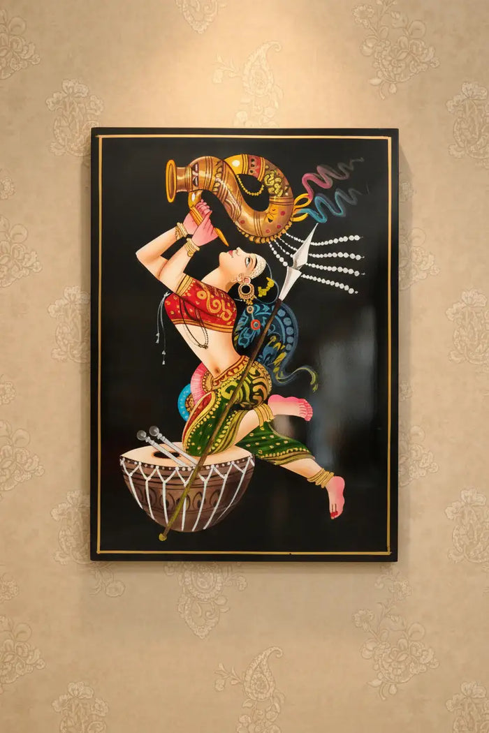 Traditional royal horn artwork