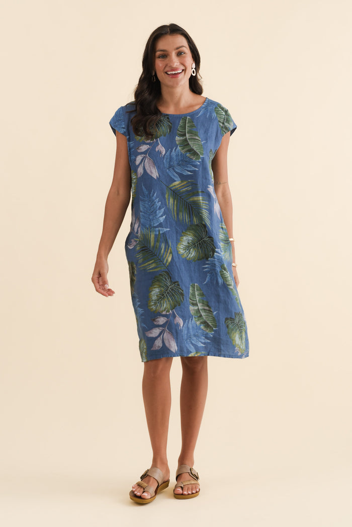 Tina Steel Palm Linen Pocket Dress,Brunette model,alt text|model:Brontie