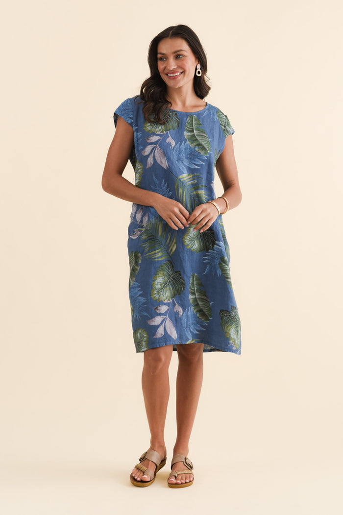 Tina Steel Palm Linen Pocket Dress,Brunette model,alt text|model:Brontie