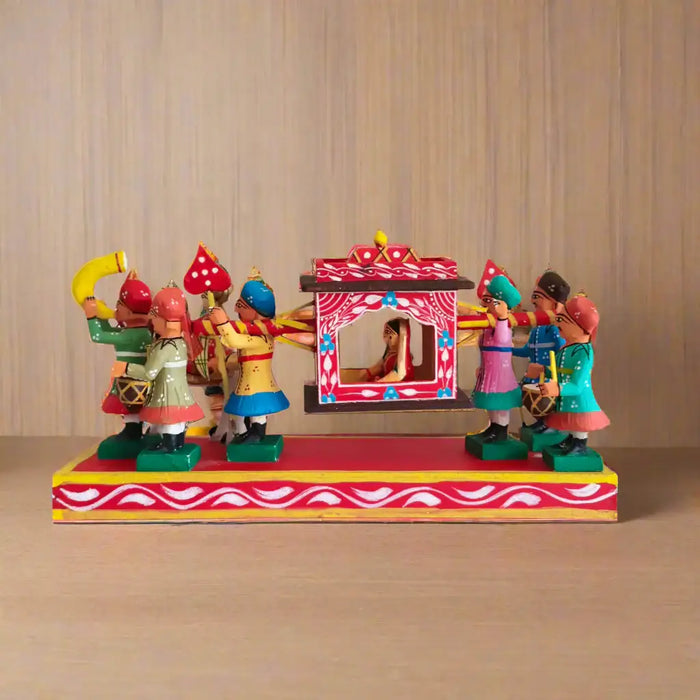 Traditional Kondapalli Pelli Pallaki  Set – Handcrafted Indian Marriage Scene   Kondapalli Lacquerware