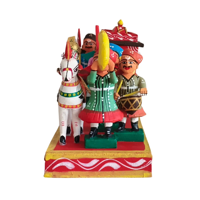 Traditional Kondapalli Pelli Pallaki  Set – Handcrafted Indian Marriage Scene   Kondapalli Lacquerware