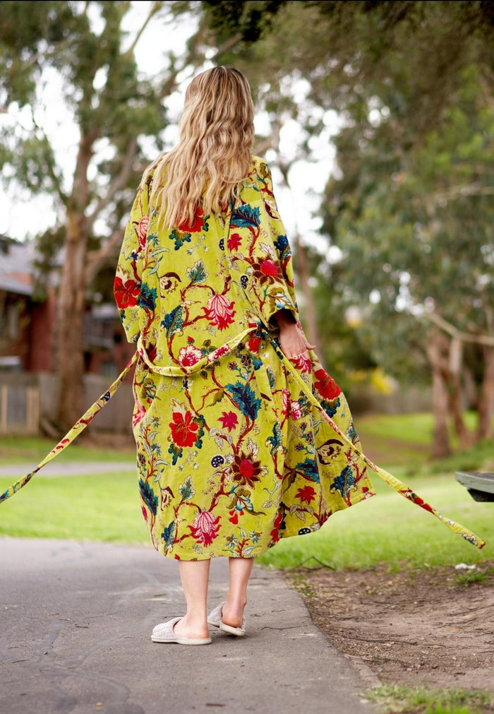 VELVET KIMONO ROBE - GREEN FLORALS