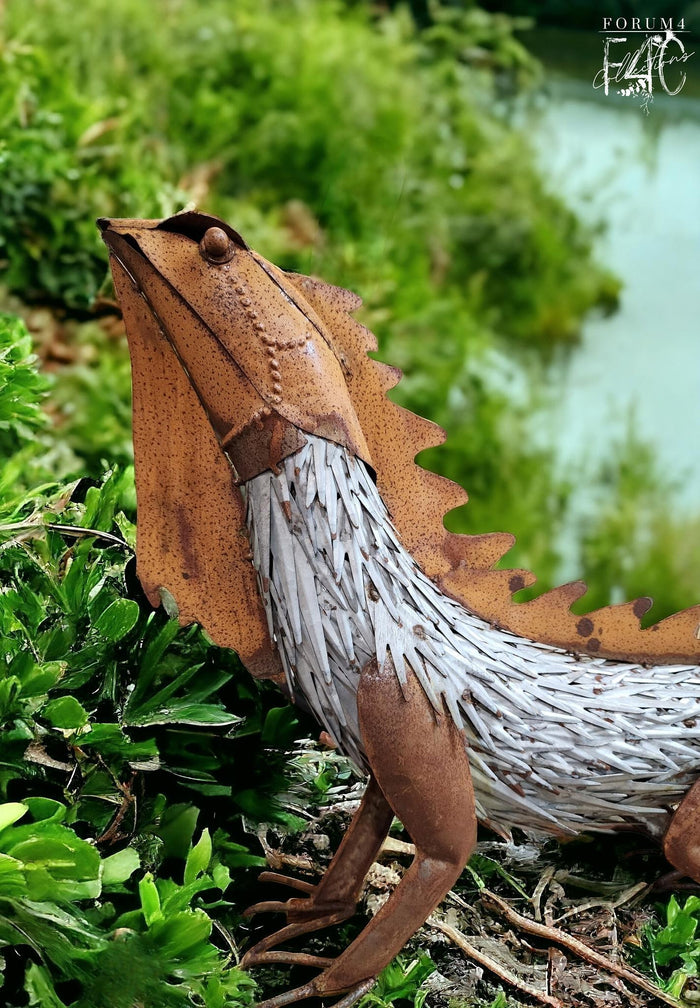 XL GALVANIZED & RUST IGUANA LIZARD